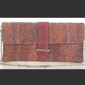 CLUTCH-RED